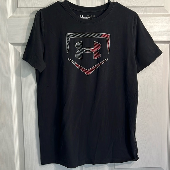 Under Armour Other - Under Armour boys tee. Black youth XL.